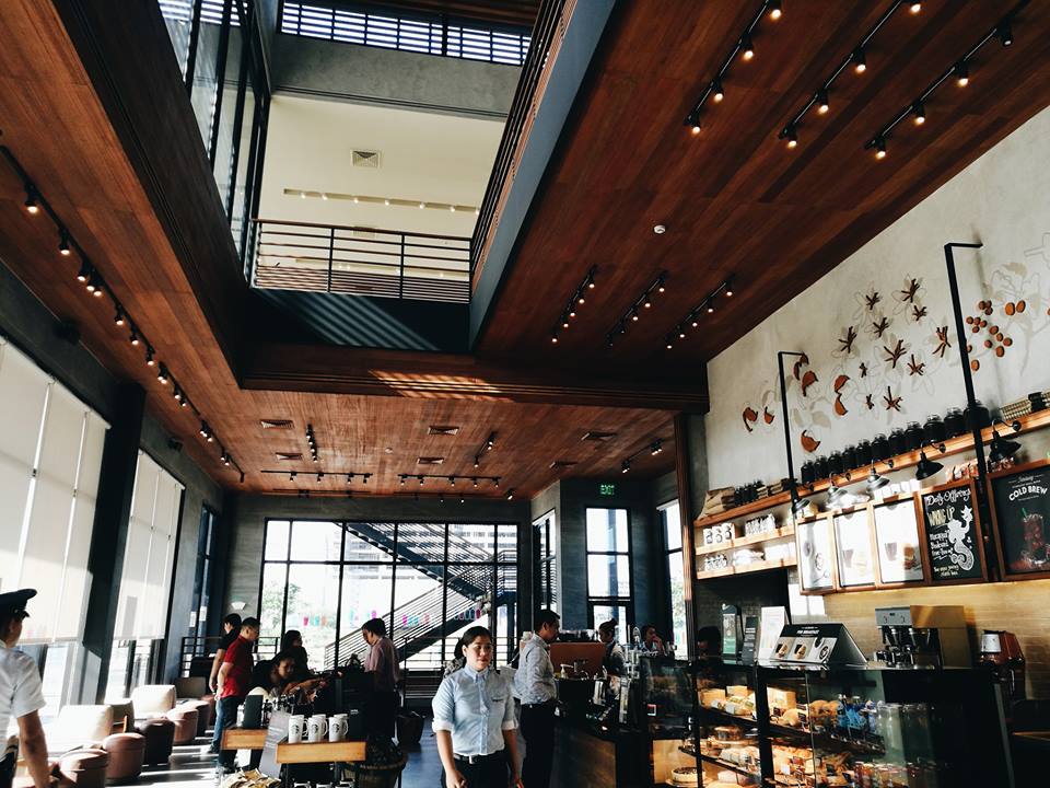 starbucks-welcomes-you-to-its-biggest-branch-in-the-philippines-ever