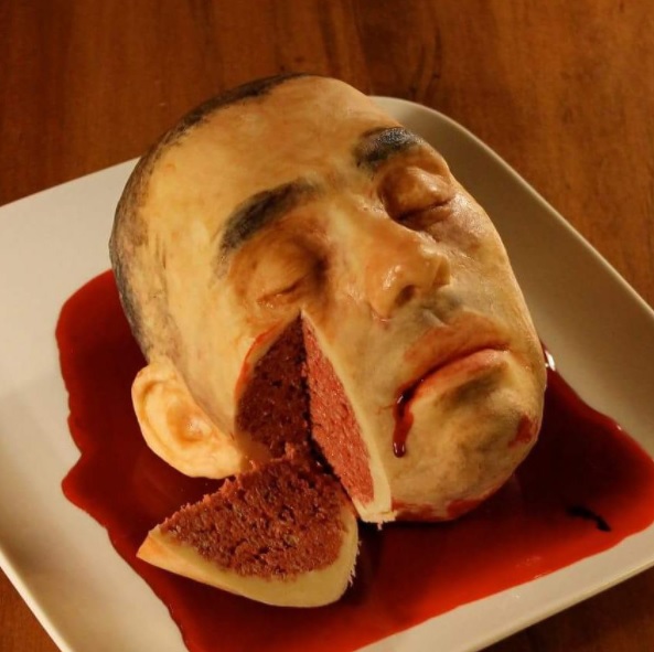 Artist creates creepy and realistic cakes