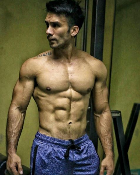 10 cute male fitness instructors in Manila