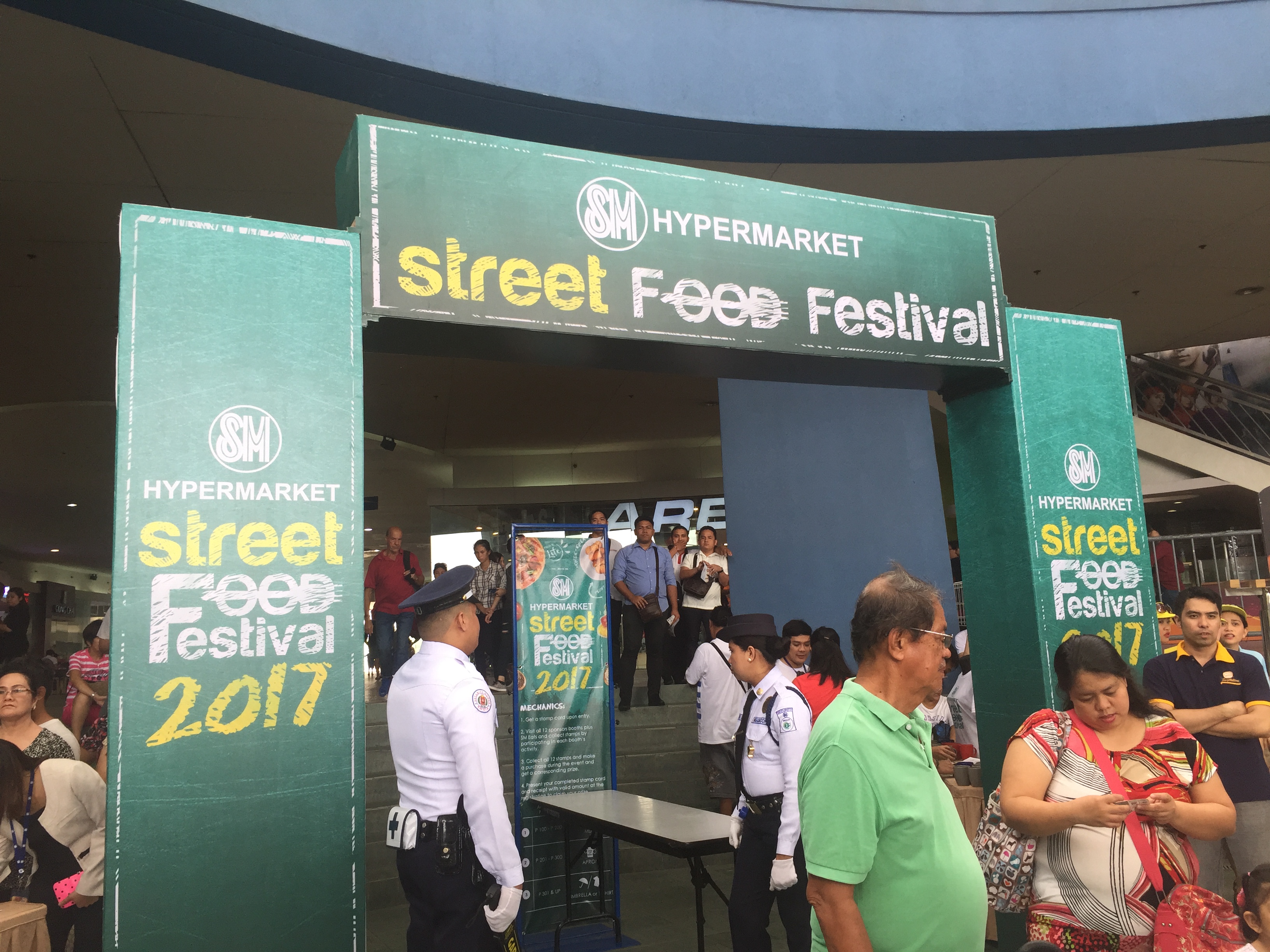 empoy marquez at sm hypermarket street food festival 2017