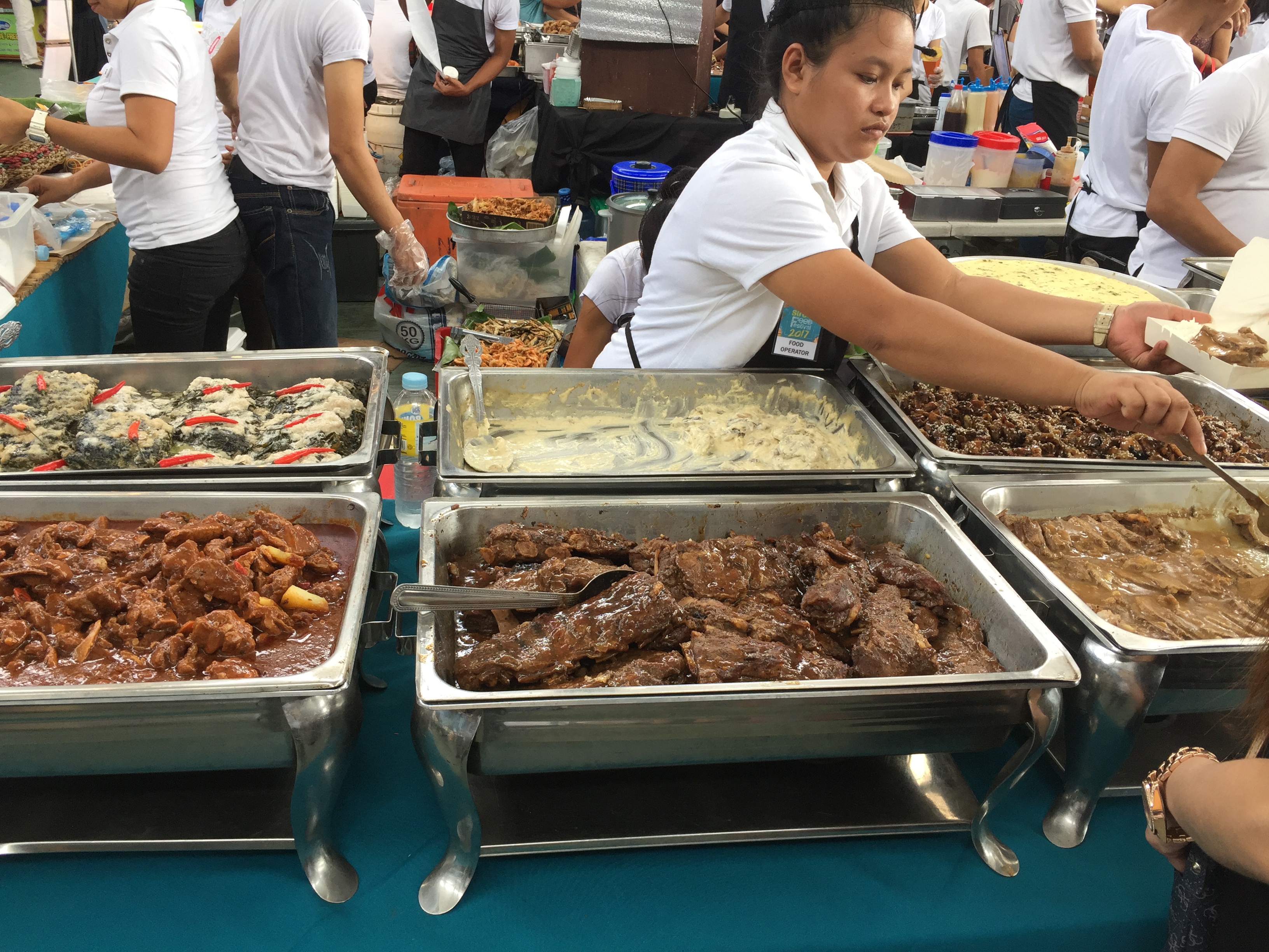 empoy marquez at sm hypermarket street food festival 2017