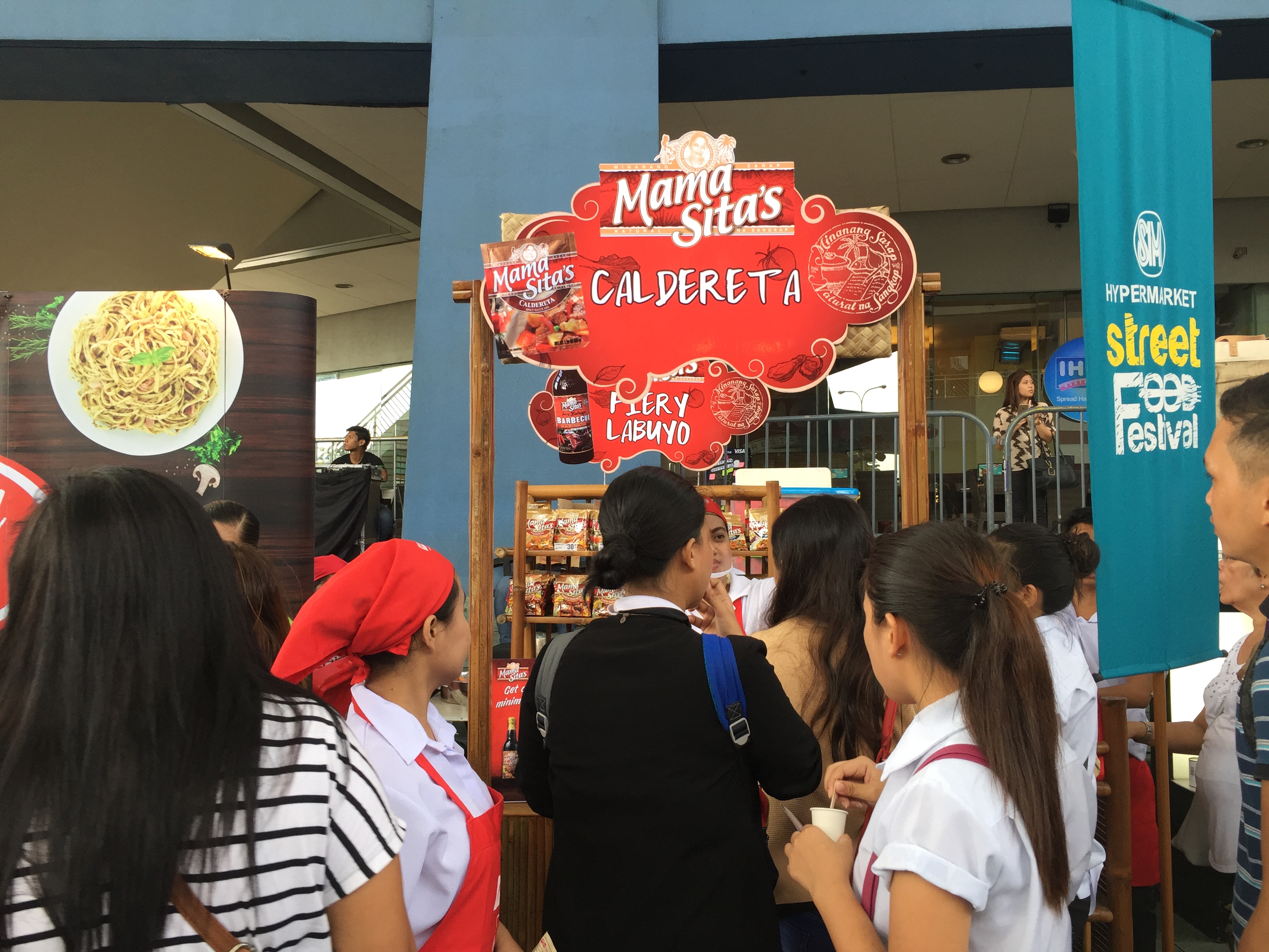 empoy marquez at sm hypermarket street food festival 2017