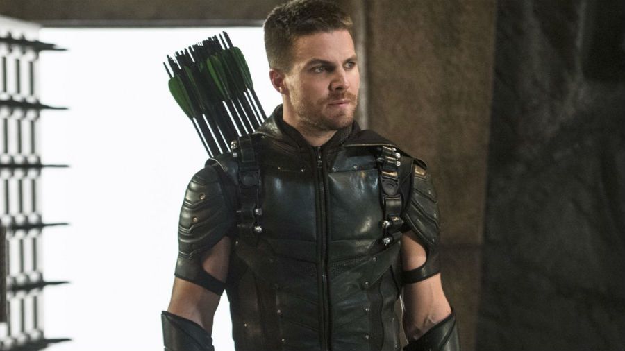 arrow star shuts down homophobes online