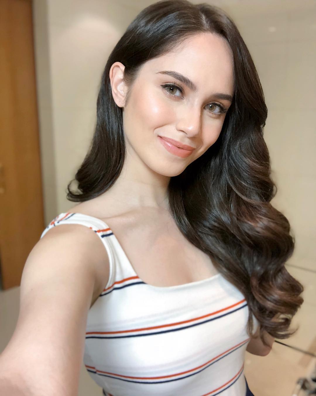 COMELEC spokesperson quits source code body after sexy Jessy Mendiola pic p...